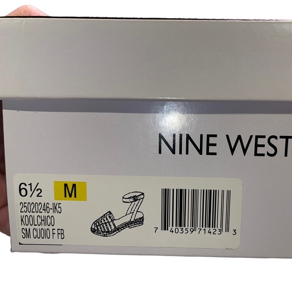 Nine West - neutral studded flats - gold / Brown - size 6 - EUC - Picture 5 of 6